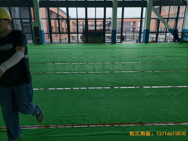 ���K���w����·�W(xu��)У�w��ľ�ذ���O(sh��)����