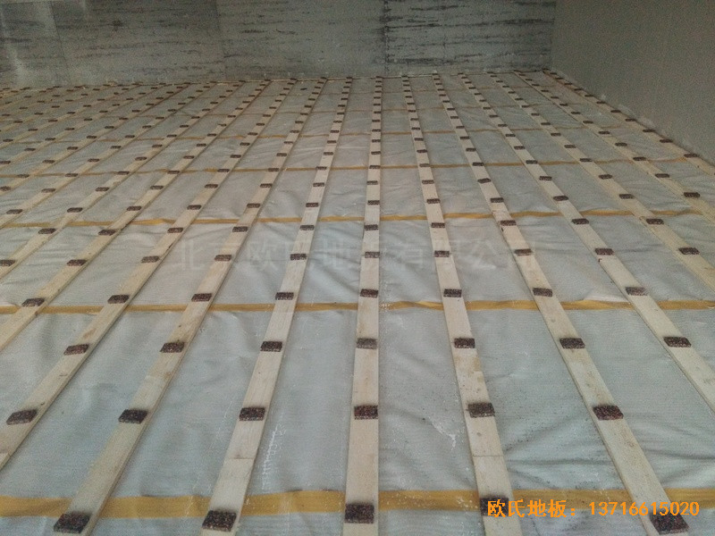 �R���w���赸�W(xu��)У�\(y��n)�ӵذ���O(sh��)����1