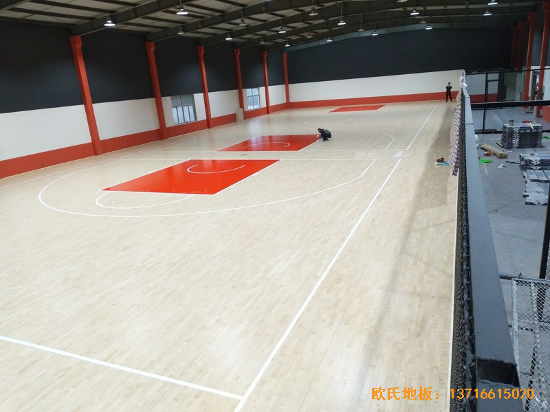 江蘇南通如東縣藍(lán)球樂園運(yùn)動(dòng)地板鋪裝案例4