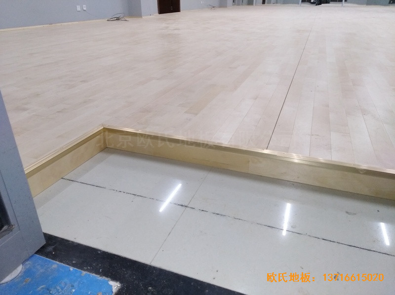 湖北獵豹汽車產(chǎn)業(yè)園運動館體育地板鋪裝案例3