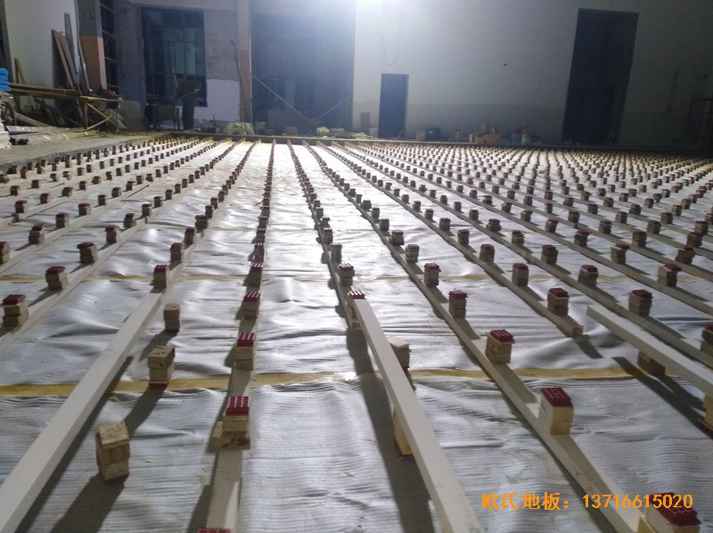 湖北黃岡蘄春收費站籃球館運動地板鋪裝案例1