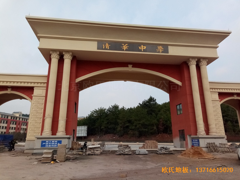 �F����A�ЌW(xu��)��У�@���^�w���ذ尲�b����0