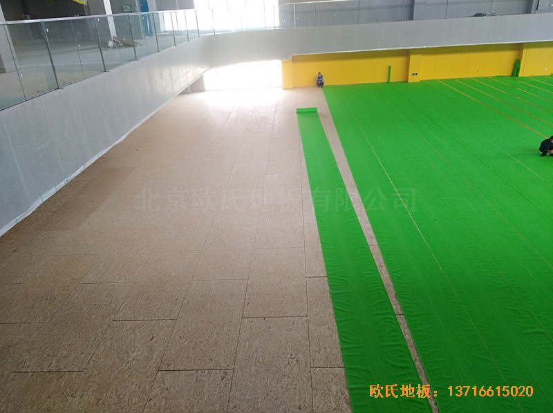 北大附屬益田實(shí)驗(yàn)學(xué)校體育館運(yùn)動(dòng)地板施工案例2