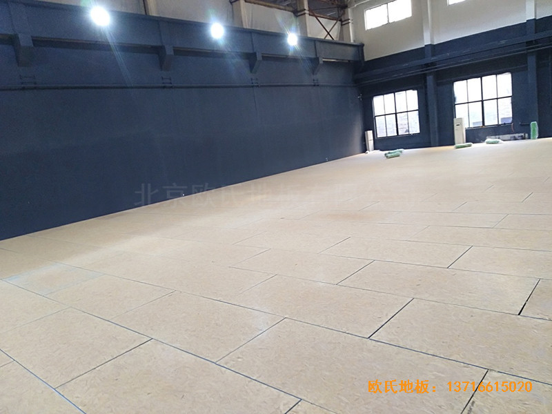 ɽ�|ͬ��23̖�@���^�w��ľ�ذ尲�b����2