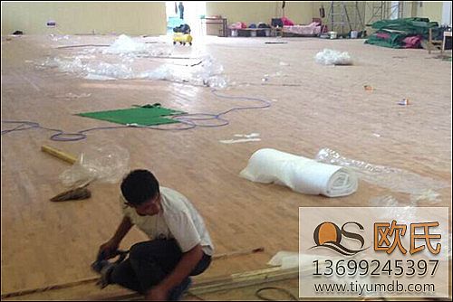 �w���ذ屻Խ��(l��i)Խ����˚gӭ